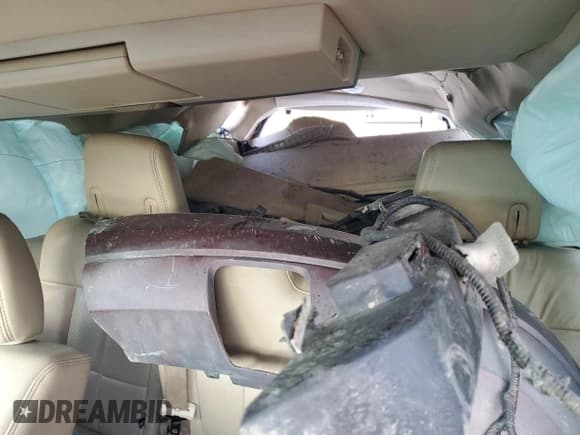 ✅ 2010 Lincoln Navigator • VIN: 5LMJJ3J50AEJ08113 • Lot: 81996625. Listed on Copart with Not provided. Free auction sales archive from the USA and detailed vehicle history report at DreamBid. Image 10.