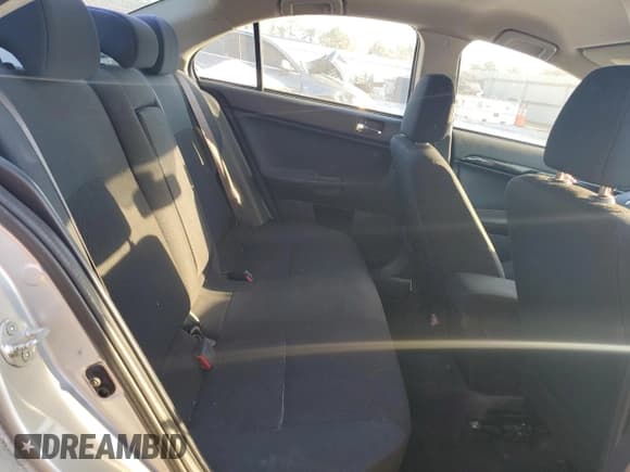 ✅ 2016 Mitsubishi Lancer ES • VIN: JA32U2FU6GU000914 • Lot: 91434995. Wystawiony na Copart z przebiegiem 147 815 mil. Bezpłatny archiwum sprzedaży aukcyjnych z USA i szczegółowy raport historii pojazdu na DreamBid. Zdjęcie 11.