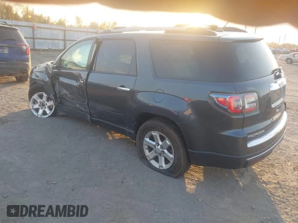 ✅ 2014 GMC Acadia SLE • VIN: 1GKKRPKD6EJ184907 • Lot: 43720888. Listed on IAAI with Not provided. Free auction sales archive from the USA and detailed vehicle history report at DreamBid. Image 3.