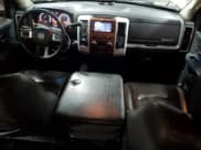 ✅ 2010 Dodge 1500 Laramie • VIN: 1D7RV1CT9AS120217 • Lot: 47941375. Wystawiony na Copart z przebiegiem 201 433 mil. Bezpłatny archiwum sprzedaży aukcyjnych z USA i szczegółowy raport historii pojazdu na DreamBid. Zdjęcie 8.