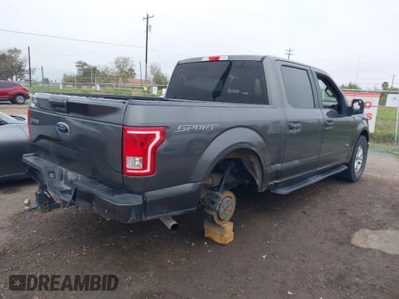 ✅ 2015 Ford F-150 XLT • VIN: 1FTEW1CP4FKE85260 • Lot: 43797705. Listed on IAAI with 266,630 mi. Free auction sales archive from the USA and detailed vehicle history report at DreamBid. Image 4.