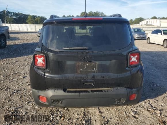 ✅ 2018 Jeep Renegade Latitude • VIN: ZACCJABB7JPH42728 • Lot: 87210145. Listed on Copart with 71,279 mi. Free auction sales archive from the USA and detailed vehicle history report at DreamBid. Image 6.
