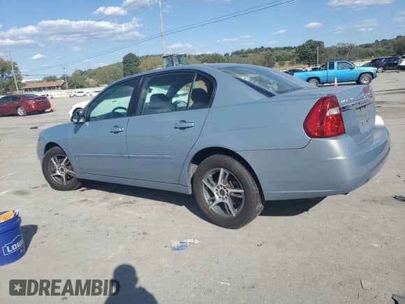 2007 Chevrolet Malibu 2LT with VIN 1G1ZT58N07F132655, listed as a Copart auction lot 72165994 with 197,674 mi miles and Salvage title. Bid and sale history available at DreamBid. Image 2.