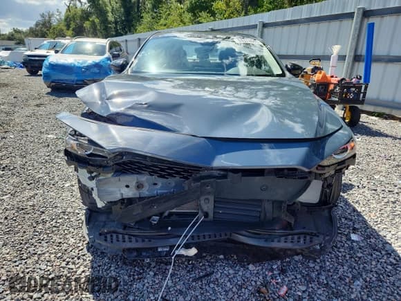 ✅ 2023 Mazda 3 S Preferred • VIN: 3MZBPACM6PM371760 • Lot: 84374645. Wystawiony na Copart z przebiegiem 164 841 mil. Bezpłatny archiwum sprzedaży aukcyjnych z USA i szczegółowy raport historii pojazdu na DreamBid. Zdjęcie 5.