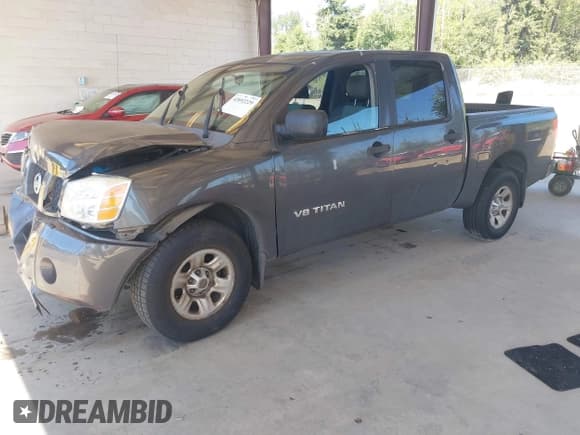 ✅ 2005 Nissan Titan LE • VIN: 1N6AA07B05N572685 • Лот: 42692229. Опубликован ранее на IAAI с пробегом 200 583 миль. Бесплатный доступ к архиву аукционных продаж из США и подробный отчёт об истории автомобиля на DreamBid. Изображение 2.
