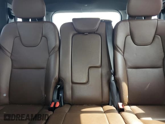 ✅ 2021 Volvo XC90 Momentum • VIN: YV4A22PK0M1739478 • Lot: 63964205. Listed on Copart with 48,923 mi. Free auction sales archive from the USA and detailed vehicle history report at DreamBid. Image 10.