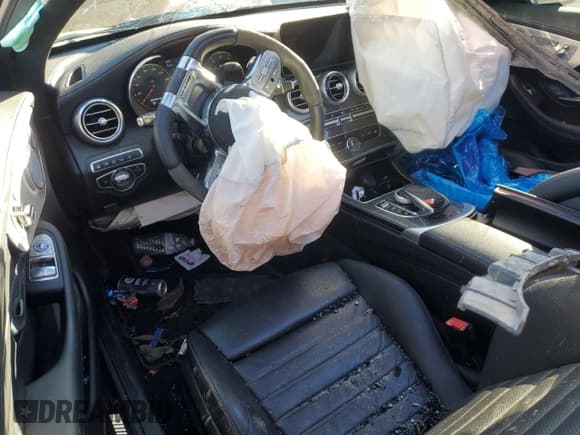 ✅ 2022 Mercedes-Benz C 43 AMG • VIN: W1KWJ6EB9NG106956 • Lot: 83595954. Listed on Copart with 62,059 mi. Free auction sales archive from the USA and detailed vehicle history report at DreamBid. Image 8.