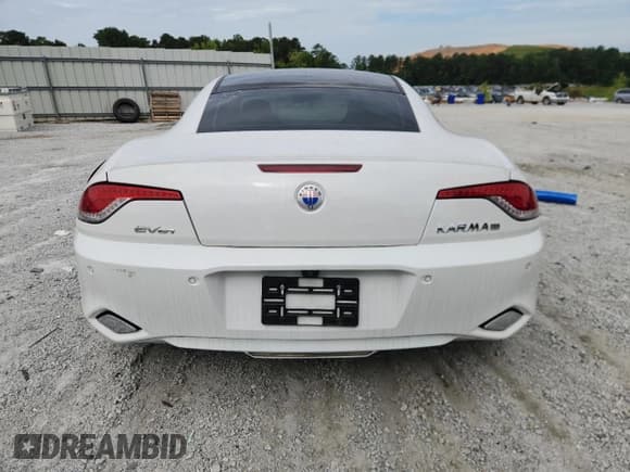 ✅ 2012 Fisker Karma EcoSport • VIN: YH4K14AA5CA000620 • Lot: 62481715. Wystawiony na Copart z przebiegiem Nie podano. Bezpłatny archiwum sprzedaży aukcyjnych z USA i szczegółowy raport historii pojazdu na DreamBid. Zdjęcie 6.
