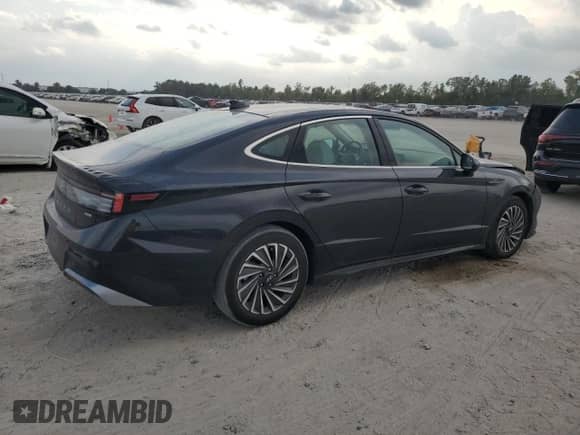 2024 Hyundai Sonata Limited z VIN KMHL54JJ0RA101796, wystawiony jako Copart lot #89717915 z przebiegiem 12 854 mil mil oraz Szkoda całkowita • Salvage title. Historia ofert i sprzedaży dostępna na DreamBid. Obrazek 3.