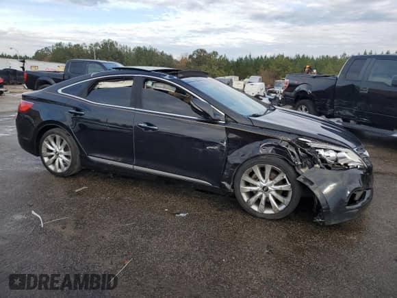 2013 Hyundai Azera с VIN KMHFH4JG3DA230956, выставлен на аукционе Copart как лот 83642044 с пробегом Не указан миль и Списание • Salvage title. История ставок и продаж доступна на DreamBid. Изображение 4.