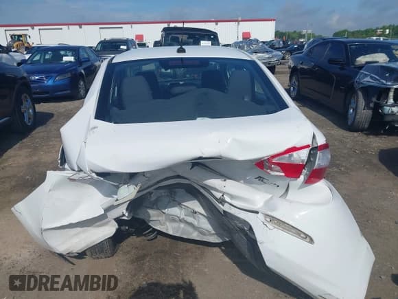 ✅ 2014 Ford Fiesta S • VIN: 3FADP4AJ7EM196217 • Lot: 42263196. Listed on IAAI with Not provided. Free auction sales archive from the USA and detailed vehicle history report at DreamBid. Image 16.