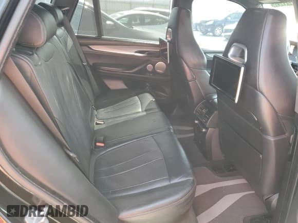 ✅ 2015 BMW X5 M • VIN: 5YMKT6C52F0C88973 • Lot: 52615795. Listed on Copart with Not provided. Free auction sales archive from the USA and detailed vehicle history report at DreamBid. Image 10.