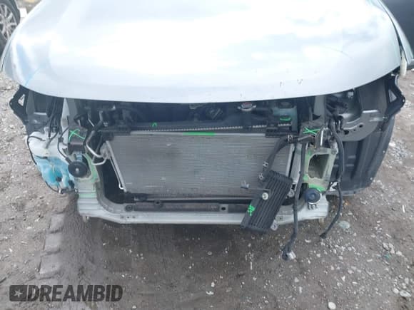 ✅ 2017 Mitsubishi Outlander SE • VIN: JA4AD3A35HZ057699 • Lot: 42337414. Wystawiony na IAAI z przebiegiem 85 950 mil. Bezpłatny archiwum sprzedaży aukcyjnych z USA i szczegółowy raport historii pojazdu na DreamBid. Zdjęcie 6.