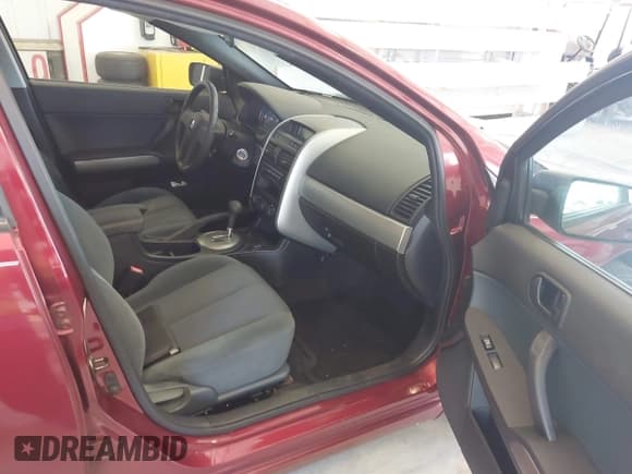 ✅ 2005 Mitsubishi Galant LS • VIN: 4A3AB36S05E020927 • Лот: 42865002. Опубликован ранее на IAAI с пробегом 141 569 миль. Бесплатный доступ к архиву аукционных продаж из США и подробный отчёт об истории автомобиля на DreamBid. Изображение 5.