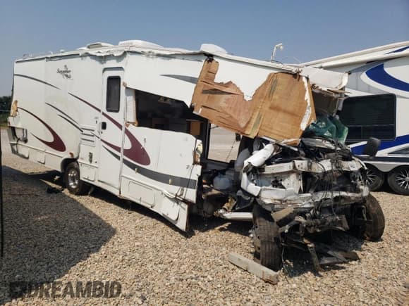 ✅ 2003 Ford F-450 • VIN: 1FDXE45S73HB41960 • Lot: 64026714. Wystawiony na Copart z przebiegiem Nie podano. Bezpłatny archiwum sprzedaży aukcyjnych z USA i szczegółowy raport historii pojazdu na DreamBid. Zdjęcie 1.