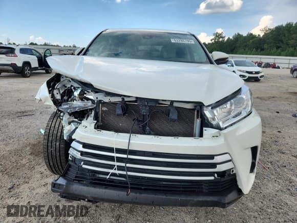 ✅ 2019 Toyota Highlander LE • VIN: 5TDZARFH2KS056978 • Лот: 63286795. Опубликован ранее на Copart с пробегом 81 039 миль. Бесплатный доступ к архиву аукционных продаж из США и подробный отчёт об истории автомобиля на DreamBid. Изображение 5.
