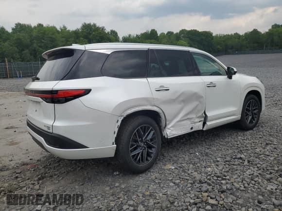 ✅ 2024 Lexus TX 350 • VIN: 5TDAAAB67RS011015 • Lot: 60424935. Listed on Copart with 5,265 mi. Free auction sales archive from the USA and detailed vehicle history report at DreamBid. Image 3.