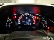 ✅ 2017 Honda Civic Sport • VIN: SHHFK7H43HU402806 • Lot: 90386445. Wystawiony na Copart z przebiegiem 49 186 mil. Bezpłatny archiwum sprzedaży aukcyjnych z USA i szczegółowy raport historii pojazdu na DreamBid. Zdjęcie 9.