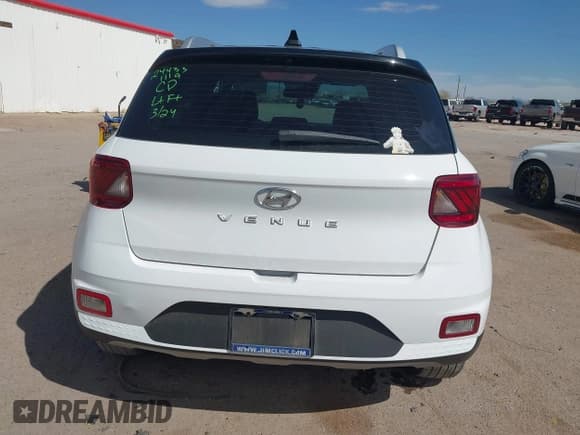 ✅ 2022 Hyundai Venue SEL • VIN: KMHRC8A35NU180027 • Lot: 41921088. Listed on IAAI with 69,220 mi. Free auction sales archive from the USA and detailed vehicle history report at DreamBid. Image 16.