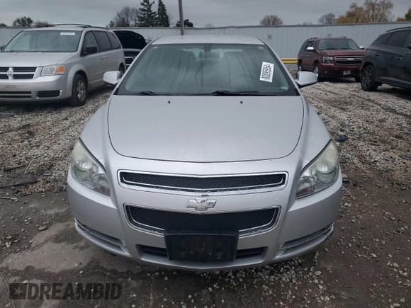 ✅ 2010 Chevrolet Malibu 1LT • VIN: 1G1ZC5E03AF215934 • Лот: 80895954. Опубликован ранее на Copart с пробегом 256 575 миль. Бесплатный доступ к архиву аукционных продаж из США и подробный отчёт об истории автомобиля на DreamBid. Изображение 5.