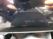 ✅ 2021 Mercedes-Benz S 580 • VIN: W1K6G7GB8MA043349 • Lot: 65180302. Wystawiony na Copart z przebiegiem 5 907 mil. Bezpłatny archiwum sprzedaży aukcyjnych z USA i szczegółowy raport historii pojazdu na DreamBid. Zdjęcie 8.