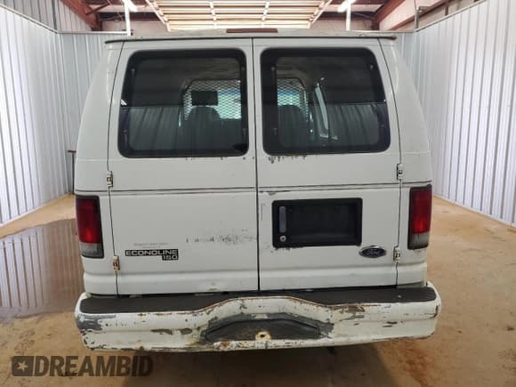 ✅ 1998 Ford Econoline Cargo • VIN: 1FTRE1424WHA01771 • Лот: 58449235. Опубликован ранее на Copart с пробегом 266 308 миль. Бесплатный доступ к архиву аукционных продаж из США и подробный отчёт об истории автомобиля на DreamBid. Изображение 6.