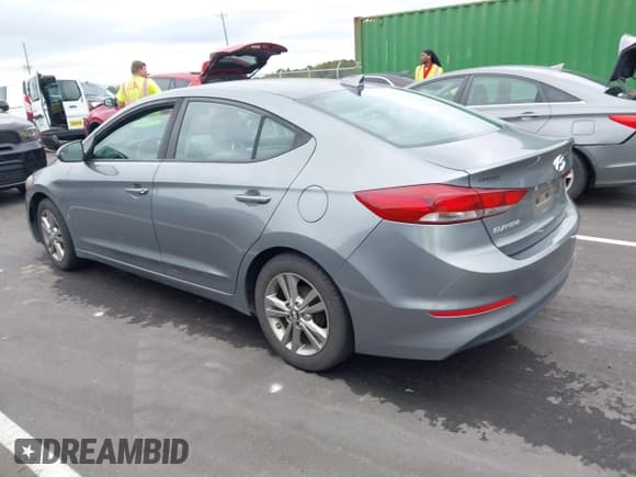 ✅ 2017 Hyundai Elantra Limited • VIN: KMHD84LF8HU207205 • Лот: 43434375. Опубликован ранее на IAAI с пробегом 92 562 миль. Бесплатный доступ к архиву аукционных продаж из США и подробный отчёт об истории автомобиля на DreamBid. Изображение 3.
