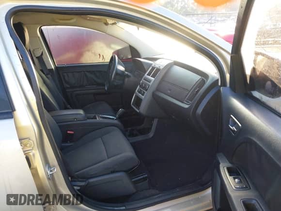 2010 Dodge Journey SE z VIN 3D4PG4FB1AT257539, wystawiony jako IAAI lot #43454199 z przebiegiem Nie podano mil oraz . Historia ofert i sprzedaży dostępna na DreamBid. Obrazek 5.