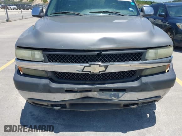 ✅ 2002 Chevrolet Silverado 2500HD LS • VIN: 1GCHK23122F204943 • Лот: 42446980. Опубликован ранее на IAAI с пробегом 261 756 миль. Бесплатный доступ к архиву аукционных продаж из США и подробный отчёт об истории автомобиля на DreamBid. Изображение 6.