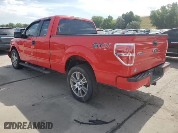 ✅ 2014 Ford F-150 XL • VIN: 1FTFX1CF3EKF43737 • Lot: 65291625. Listed on Copart with 100,213 mi. Free auction sales archive from the USA and detailed vehicle history report at DreamBid. Image 2.