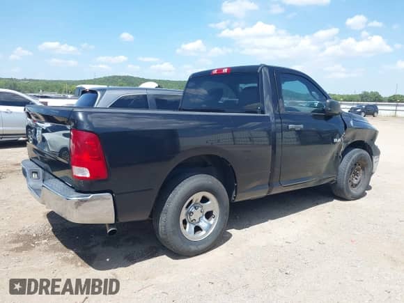 2010 Dodge 1500 ST z VIN 3D7JB1EK5AG191206, wystawiony jako IAAI lot #42809325 z przebiegiem 201 420 mil mil oraz . Historia ofert i sprzedaży dostępna na DreamBid. Obrazek 4.