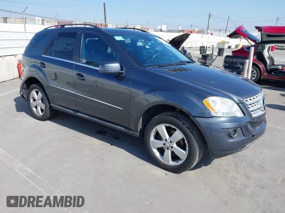 ✅ 2011 Mercedes-Benz M 350 • VIN: 4JGBB5GB2BA700733 • Lot: 42878205. Listed on IAAI with 140,873 mi. Free auction sales archive from the USA and detailed vehicle history report at DreamBid. Image 1.