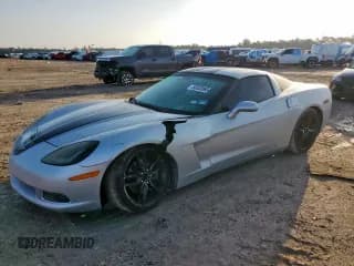 ✅ 2012 Chevrolet Corvette 1LT • VIN: 1G1YE2DW8C5107702 • Lot: 58532065. Listed on Copart with 128,105 mi. Free auction sales archive from the USA and detailed vehicle history report at DreamBid. Image 1.
