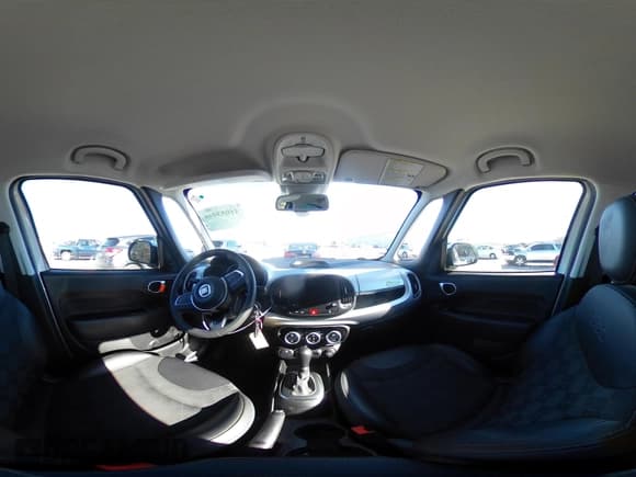 ✅ 2020 FIAT 500L Pop • VIN: ZFBNFAAH9LZ042751 • Lot: 41053946. Listed on IAAI with 28,503 mi. Free auction sales archive from the USA and detailed vehicle history report at DreamBid. Image 18.