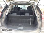 ✅ 2017 Nissan Rogue S • VIN: 5N1AT2MN3HC833956 • Лот: 42941806. Опубликован ранее на IAAI с пробегом 162 542 миль. Бесплатный доступ к архиву аукционных продаж из США и подробный отчёт об истории автомобиля на DreamBid. Изображение 18.