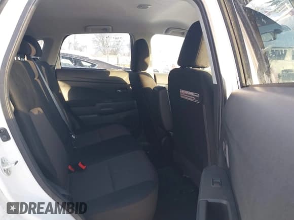 ✅ 2017 Mitsubishi Outlander SE • VIN: JA4AP3AW1HZ060889 • Lot: 43794129. Listed on IAAI with 131,641 mi. Free auction sales archive from the USA and detailed vehicle history report at DreamBid. Image 8.