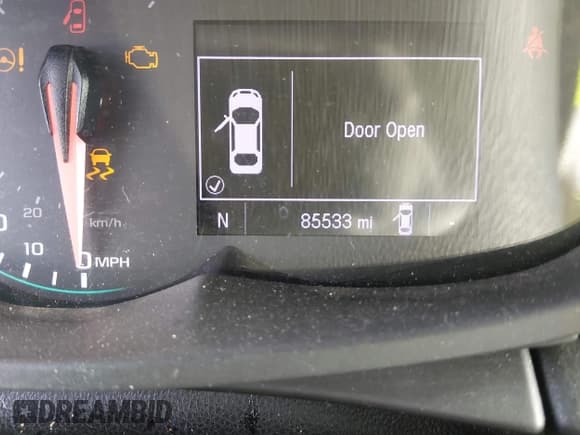 ✅ 2020 Chevrolet Trax LS • VIN: KL7CJKSB3LB022813 • Lot: 43753612. Wystawiony na IAAI z przebiegiem 85 533 mil. Bezpłatny archiwum sprzedaży aukcyjnych z USA i szczegółowy raport historii pojazdu na DreamBid. Zdjęcie 7.