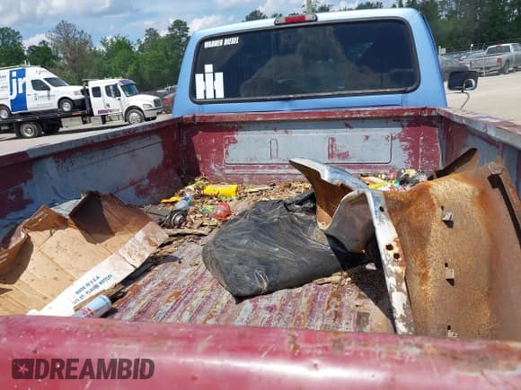 ✅ 1997 Ford F-350 • VIN: 1FTHF36F9VEA78530 • Лот: 42124558. Опубликован ранее на IAAI с пробегом Не указан. Бесплатный доступ к архиву аукционных продаж из США и подробный отчёт об истории автомобиля на DreamBid. Изображение 8.