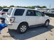 ✅ 2008 Mercury Mariner • VIN: 4M2CU81158KJ13802 • Lot: 57981485. Wystawiony na Copart z przebiegiem 109 225 mil. Bezpłatny archiwum sprzedaży aukcyjnych z USA i szczegółowy raport historii pojazdu na DreamBid. Zdjęcie 3.