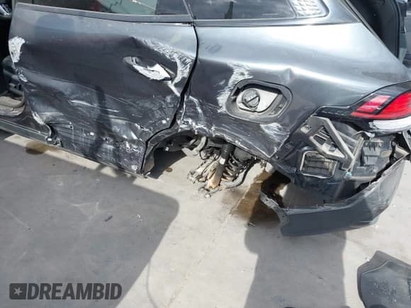 ✅ 2023 Kia Sportage X-Line • VIN: 5XYK6CAF1PG033864 • Lot: 43388537. Wystawiony na IAAI z przebiegiem 53 961 mil. Bezpłatny archiwum sprzedaży aukcyjnych z USA i szczegółowy raport historii pojazdu na DreamBid. Zdjęcie 6.