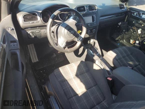 ✅ 2011 Volkswagen Golf GTI PZEV • VIN: WVWFD7AJ2BW103323 • Лот: 45362505. Опубликован ранее на Copart с пробегом 95 711 миль. Бесплатный доступ к архиву аукционных продаж из США и подробный отчёт об истории автомобиля на DreamBid. Изображение 8.