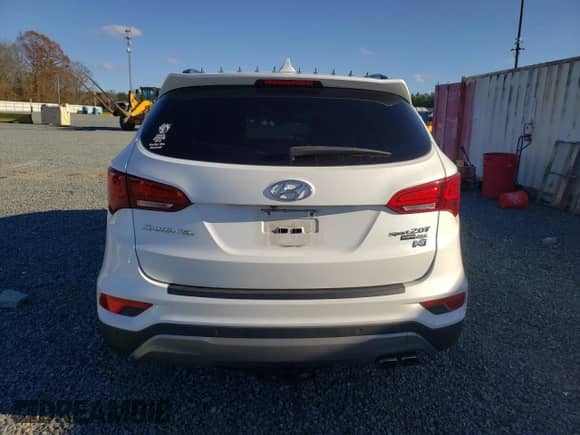 ✅ 2017 Hyundai Santa Fe Ultimate • VIN: 5XYZWDLAXHG407847 • Lot: 69368652. Wystawiony na Copart z przebiegiem 65 391 mil mil. Skorzystaj z bezpłatnego archiwum sprzedaży aukcyjnych z USA i zobacz szczegółowy raport historii pojazdu na DreamBid. Zdjęcie 6.