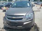 ✅ 2012 Chevrolet Captiva Sport LTZ • VIN: 3GNFL4E58CS589834 • Lot: 60545515. Wystawiony na Copart z przebiegiem 86 974 mil. Bezpłatny archiwum sprzedaży aukcyjnych z USA i szczegółowy raport historii pojazdu na DreamBid. Zdjęcie 5.