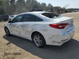 2015 Hyundai Sonata SE с VIN 5NPE24AF7FH016895, выставлен на аукционе Copart как лот 80648815 с пробегом 223 566 миль миль и Списание • Salvage title. История ставок и продаж доступна на DreamBid. Изображение 2.