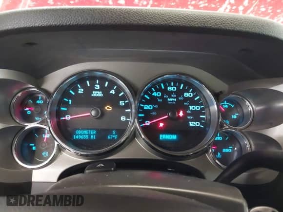 2011 Chevrolet Silverado 1500 LT z VIN 3GCPKSE39BG381465, wystawiony jako IAAI lot #43282395 z przebiegiem 149 655 mil mil oraz . Historia ofert i sprzedaży dostępna na DreamBid. Obrazek 7.