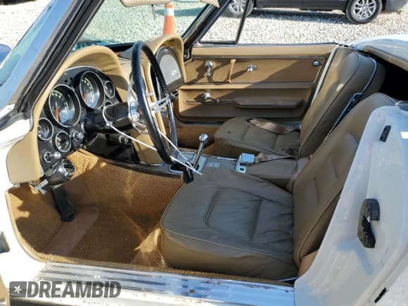 ✅ 1965 Chevrolet Corvette • VIN: 194675S100319 • Lot: 56328775. Wystawiony na Copart z przebiegiem 55 405 mil. Bezpłatny archiwum sprzedaży aukcyjnych z USA i szczegółowy raport historii pojazdu na DreamBid. Zdjęcie 7.