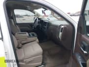 ✅ 2015 Chevrolet Silverado 2500HD LT • VIN: 1GC1KVEGXFF133842 • Lot: 41572202. Wystawiony na IAAI z przebiegiem 266 016 mil. Bezpłatny archiwum sprzedaży aukcyjnych z USA i szczegółowy raport historii pojazdu na DreamBid. Zdjęcie 5.