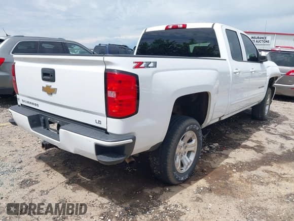 ✅ 2019 Chevrolet Silverado 1500 LT • VIN: 2GCVKPEC9K1148876 • Lot: 42435450. Wystawiony na IAAI z przebiegiem 92 026 mil. Bezpłatny archiwum sprzedaży aukcyjnych z USA i szczegółowy raport historii pojazdu na DreamBid. Zdjęcie 4.