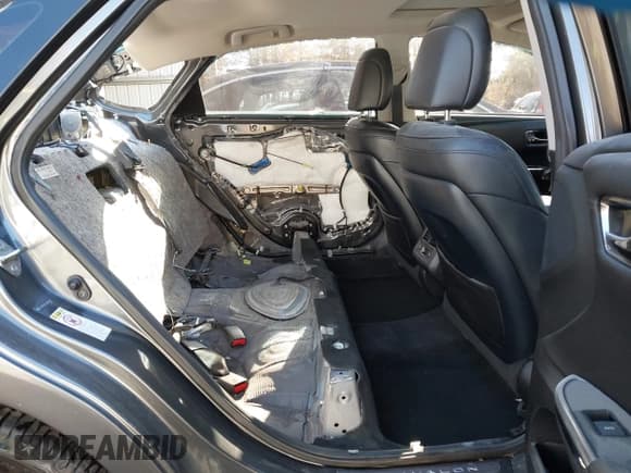 ✅ 2018 Toyota Avalon Hybrid XLE Plus • VIN: 4T1BD1EB2JU060509 • Lot: 43551816. Wystawiony na IAAI z przebiegiem 99 842 mil. Bezpłatny archiwum sprzedaży aukcyjnych z USA i szczegółowy raport historii pojazdu na DreamBid. Zdjęcie 8.