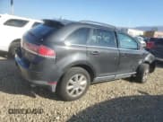 ✅ 2007 Lincoln MKX • VIN: 2LMDU88C67BJ20235 • Lot: 82501915. Listed on Copart with 137,326 mi. Free auction sales archive from the USA and detailed vehicle history report at DreamBid. Image 3.